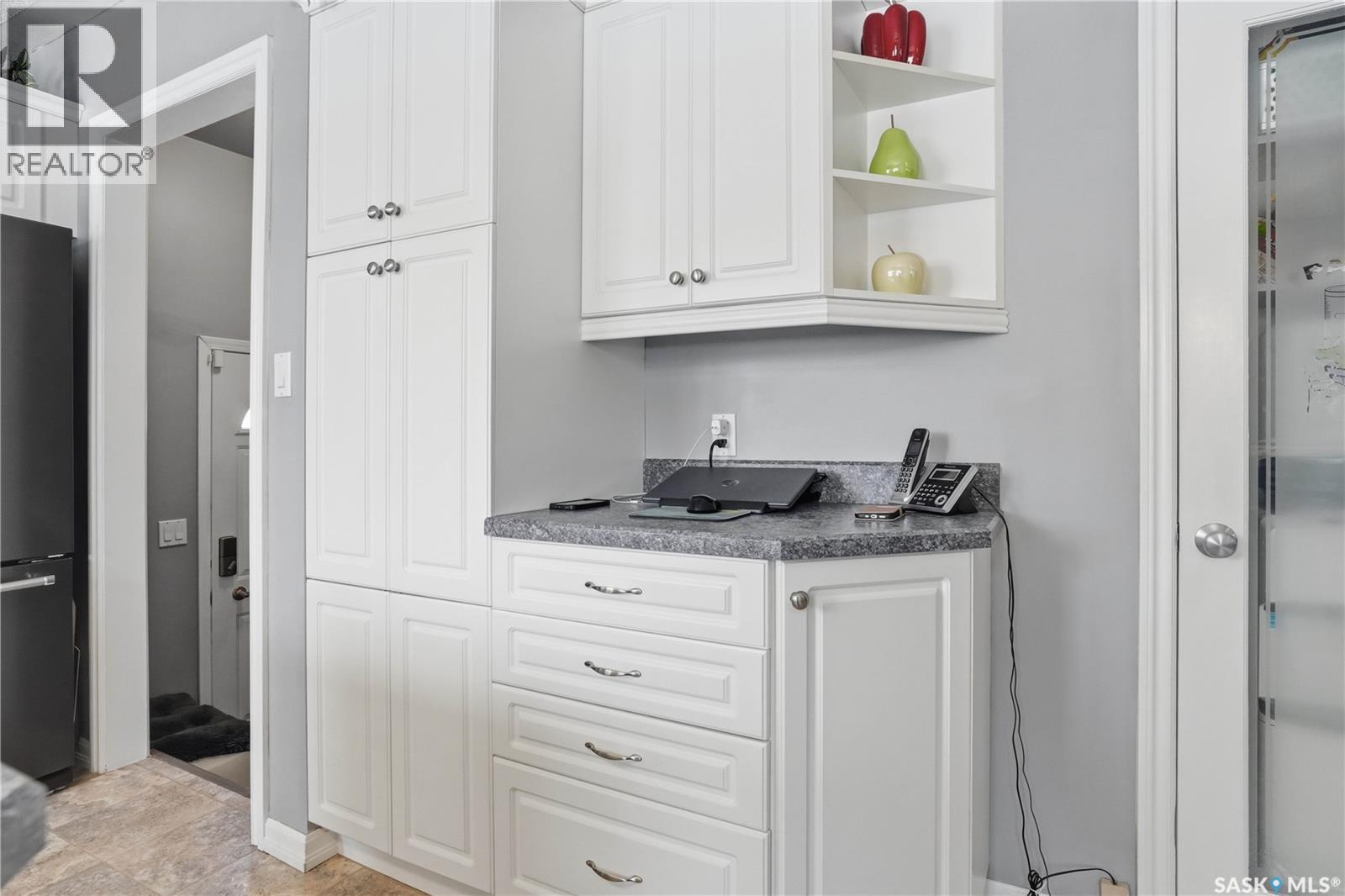 1922 8th Avenue N, Regina, Saskatchewan  S4R 0G6 - Photo 17 - SK029863