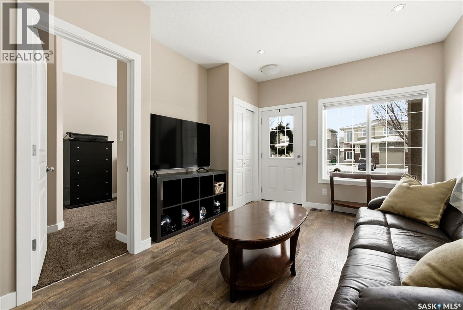 4570 James Hill Road, Regina, Saskatchewan  S4W 0K8 - Photo 4 - SK029815