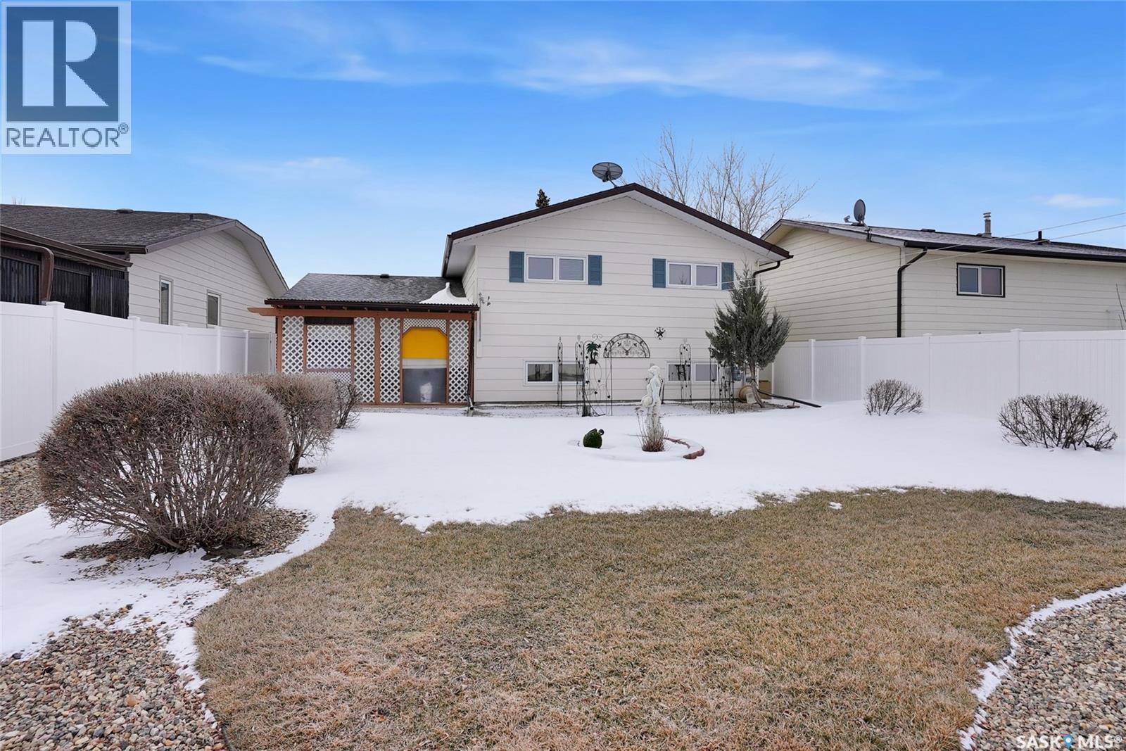 69 Thorn Crescent, Moose Jaw, Saskatchewan  S6J 1J2 - Photo 43 - SK029769