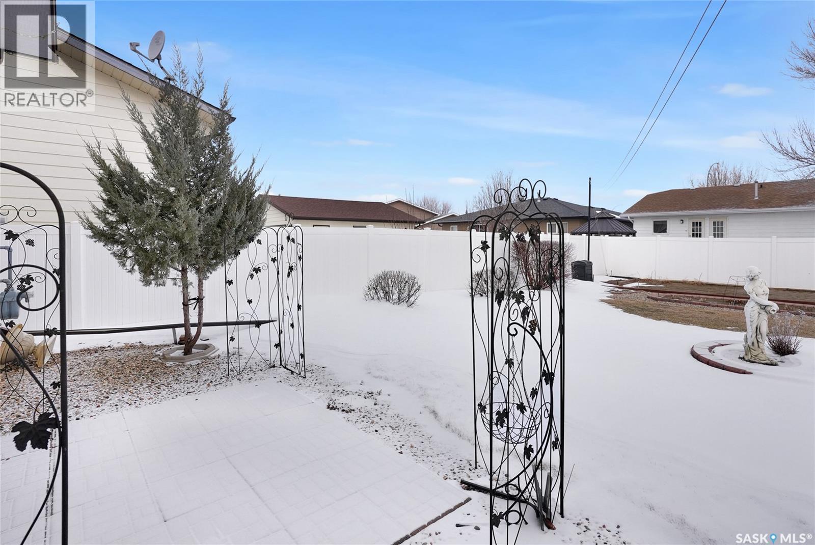 69 Thorn Crescent, Moose Jaw, Saskatchewan  S6J 1J2 - Photo 48 - SK029769