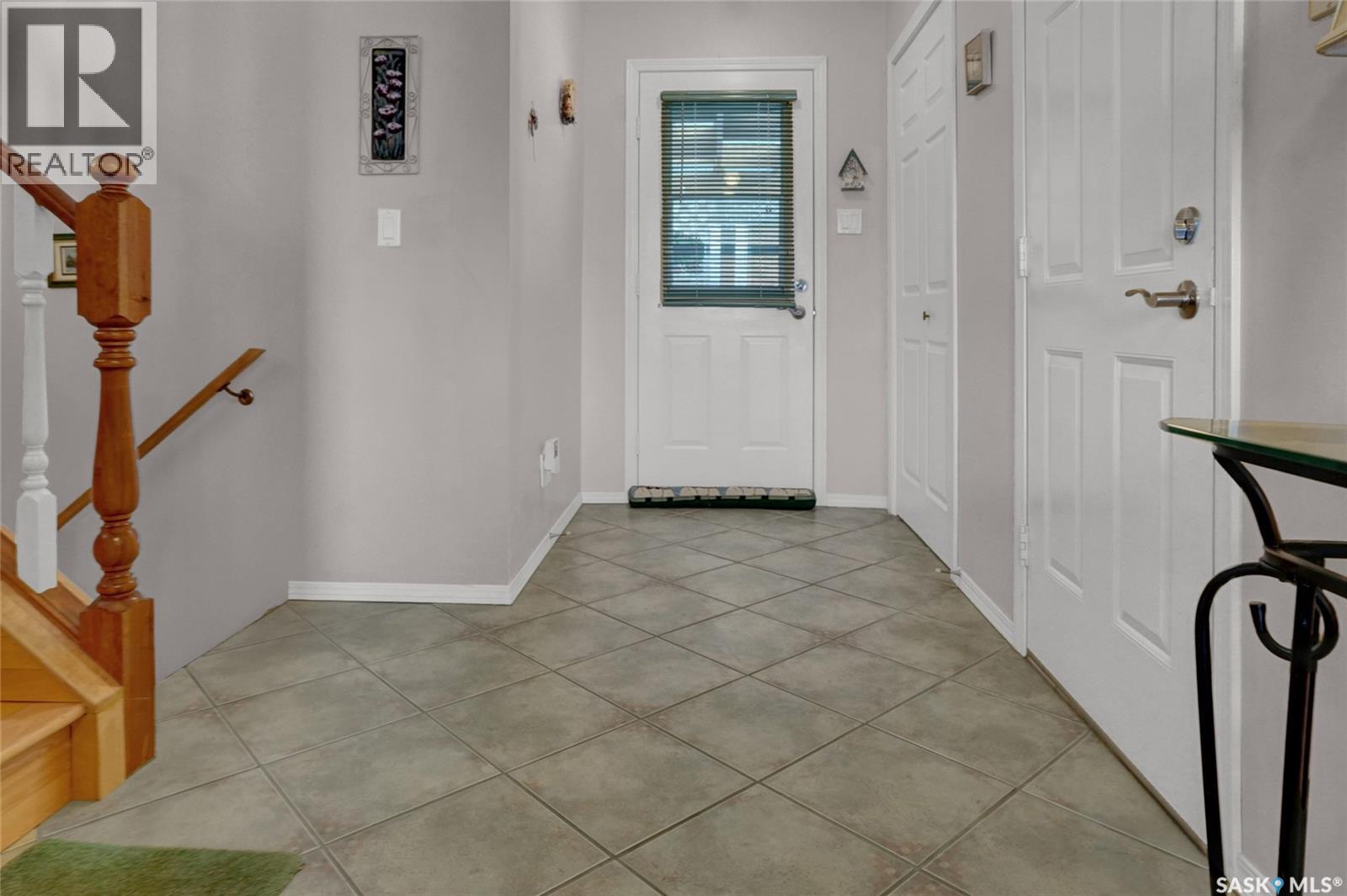 69 Thorn Crescent, Moose Jaw, Saskatchewan  S6J 1J2 - Photo 6 - SK029769