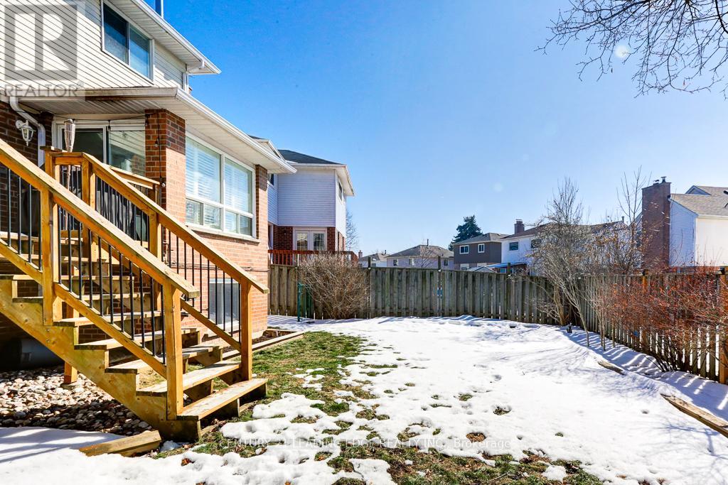 10 Empson Court, Ajax (South West), Ontario  L1S 3Y3 - Photo 37 - E12853604