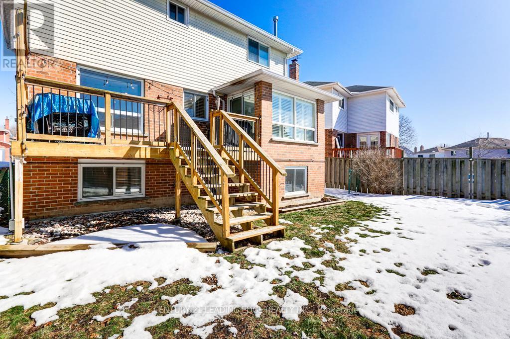 10 Empson Court, Ajax (South West), Ontario  L1S 3Y3 - Photo 38 - E12853604