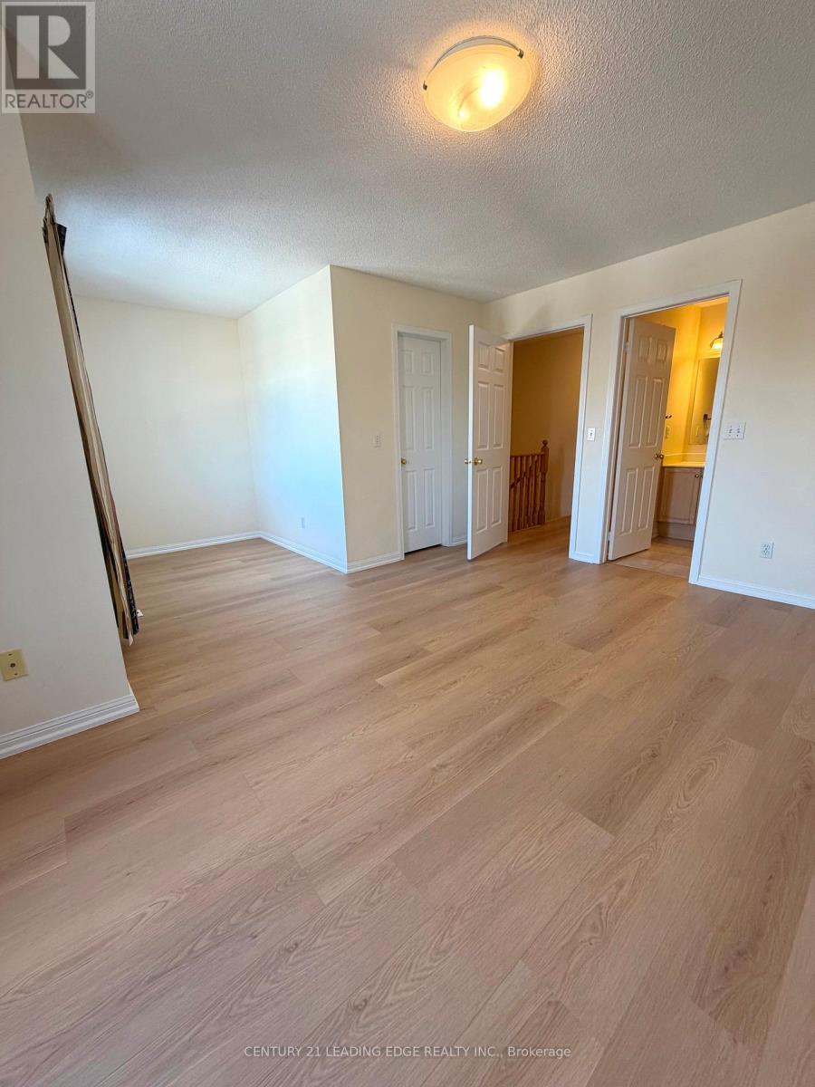 11 - 3 Alpen Way, Markham (Unionville), Ontario  L3R 4G2 - Photo 18 - N12657184