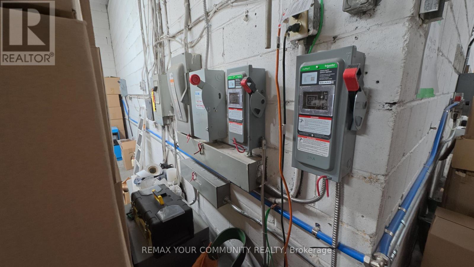 271 Amber Street, Markham, Ontario  L3R 3J7 - Photo 4 - N12839958