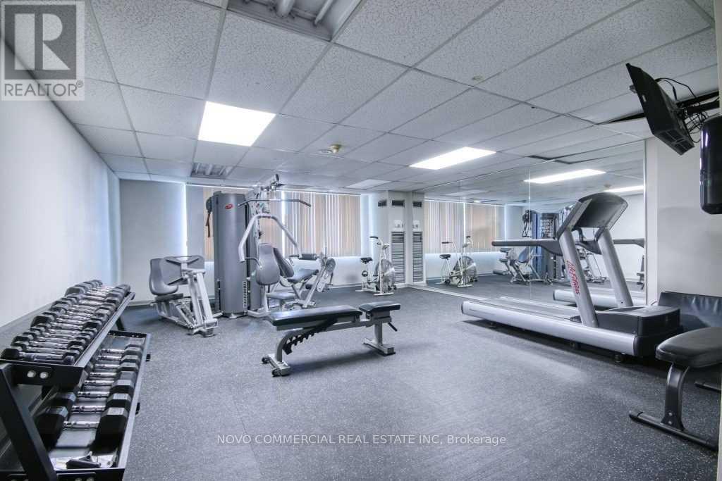 1216 - 145 Hillcrest Avenue, Mississauga, Ontario  L5B 3Z1 - Photo 18 - W12841800