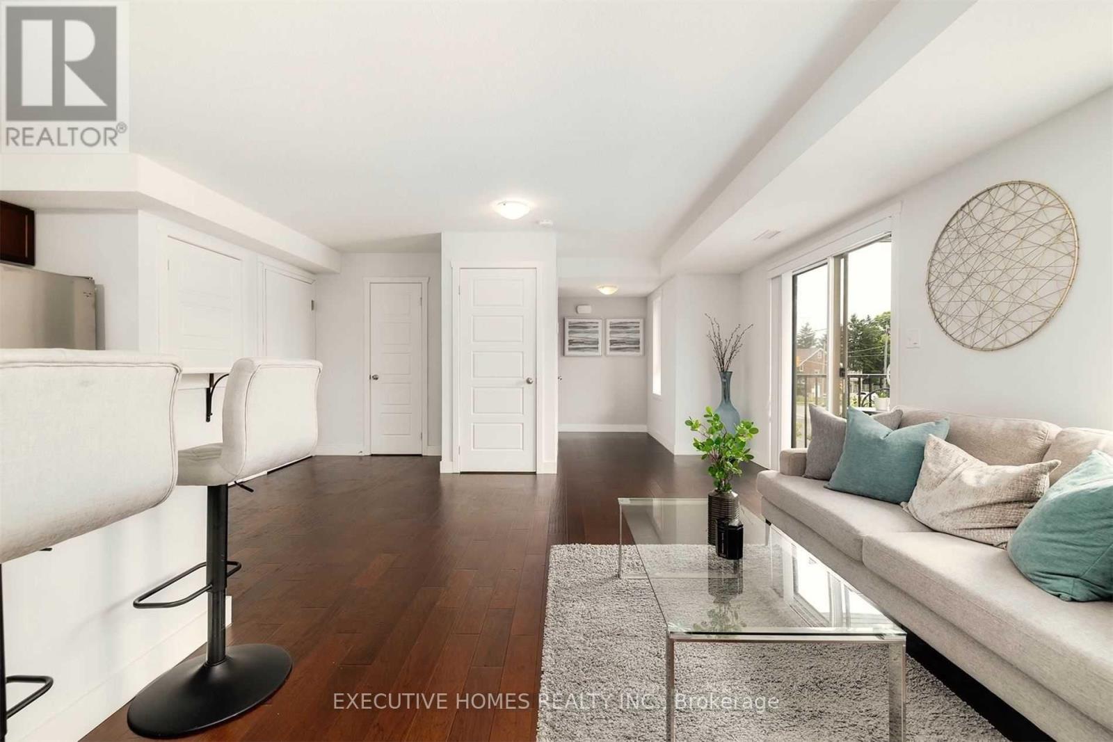 A10 - 361 Lancaster Street W, Kitchener, Ontario  N2H 4V4 - Photo 10 - X12853860