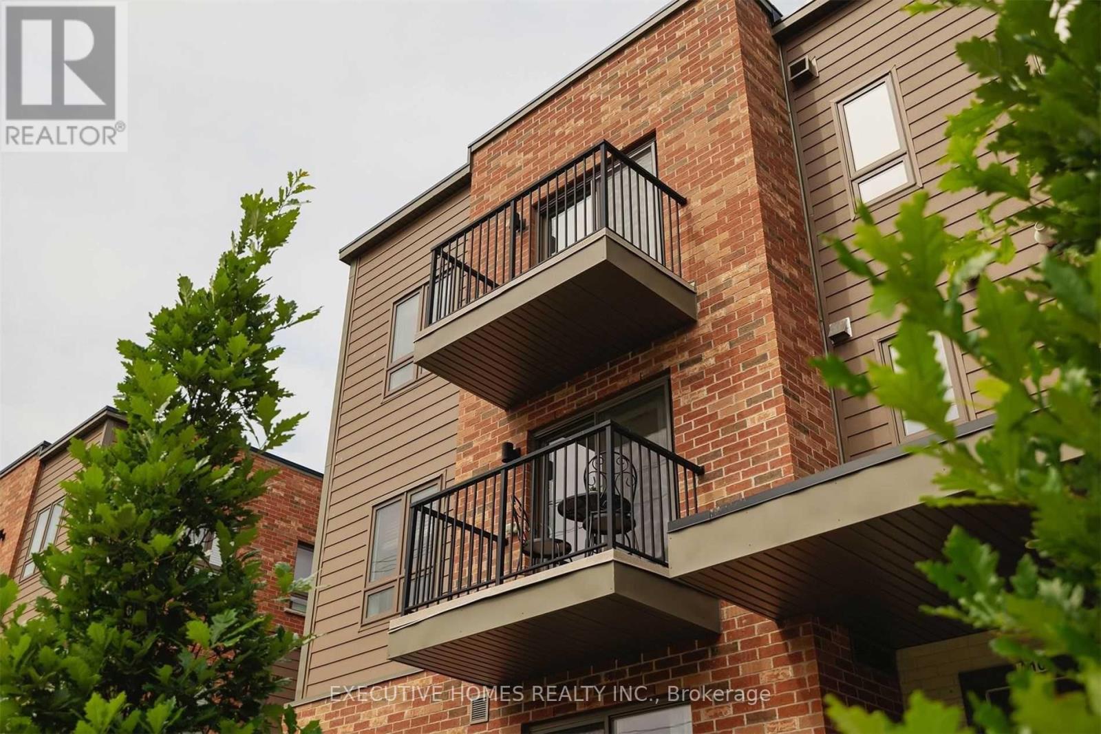 A10 - 361 Lancaster Street W, Kitchener, Ontario  N2H 4V4 - Photo 3 - X12853860