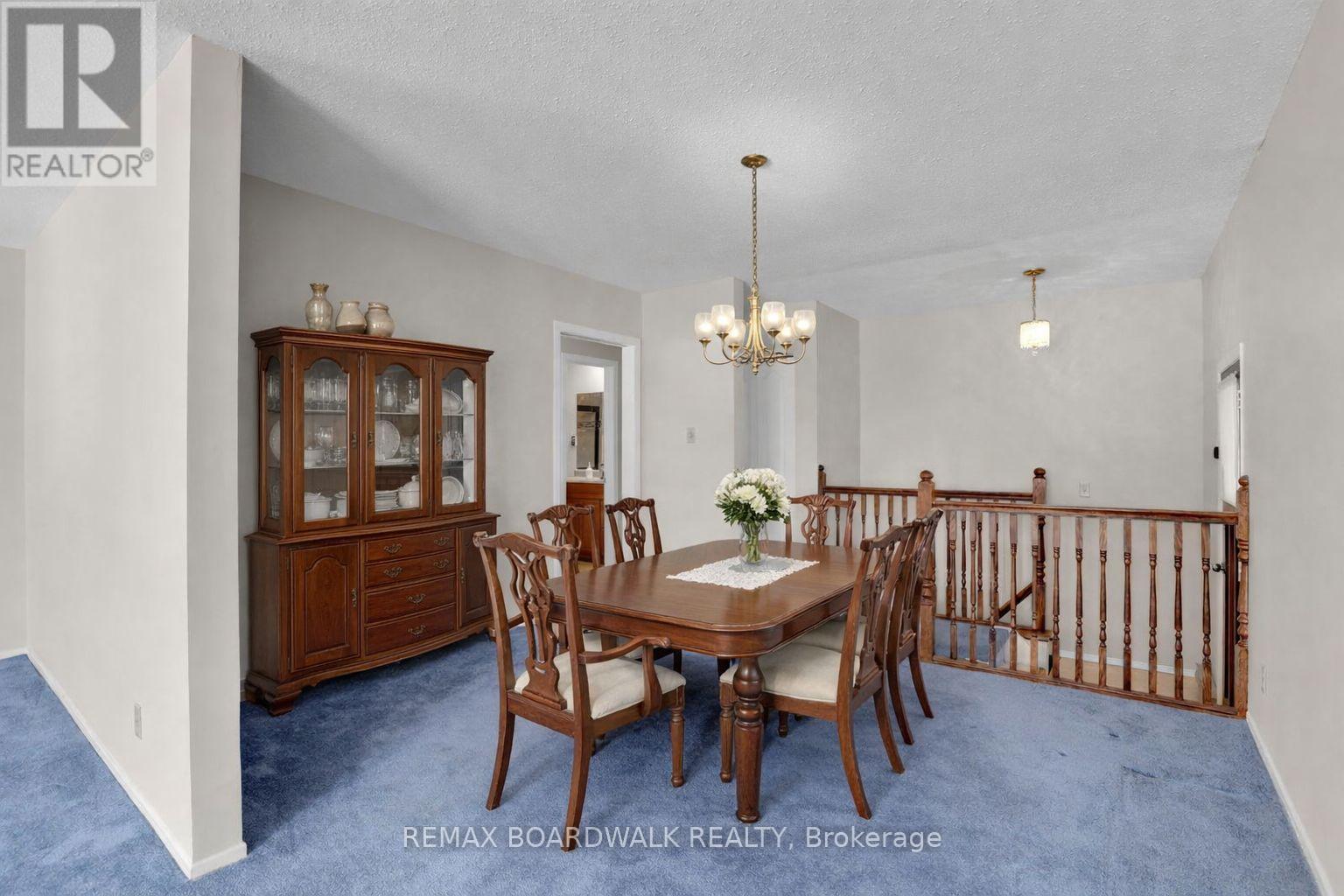 116 Old Colony Road, Ottawa, Ontario  K2L 1M2 - Photo 14 - X12849386