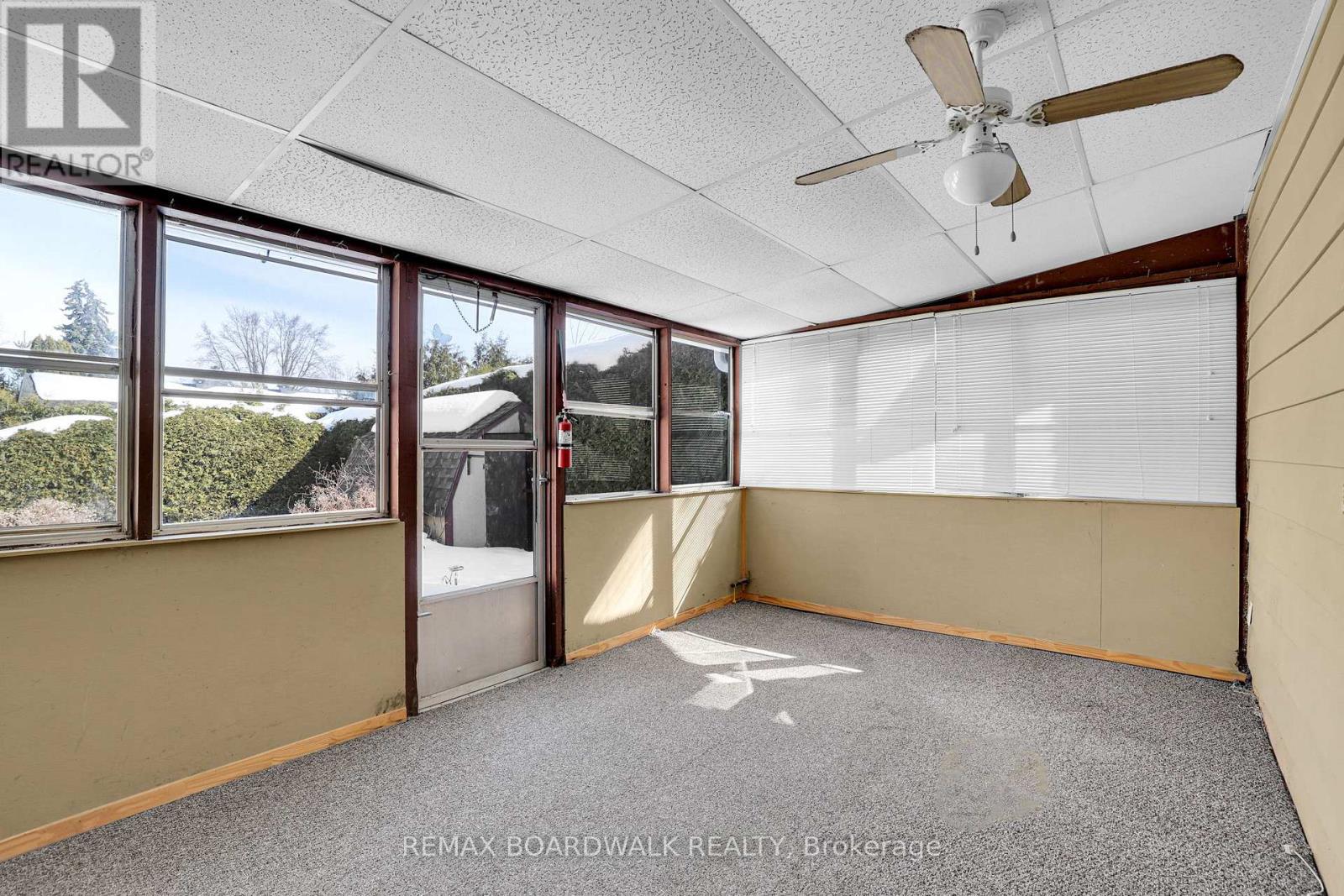 116 Old Colony Road, Ottawa, Ontario  K2L 1M2 - Photo 39 - X12849386