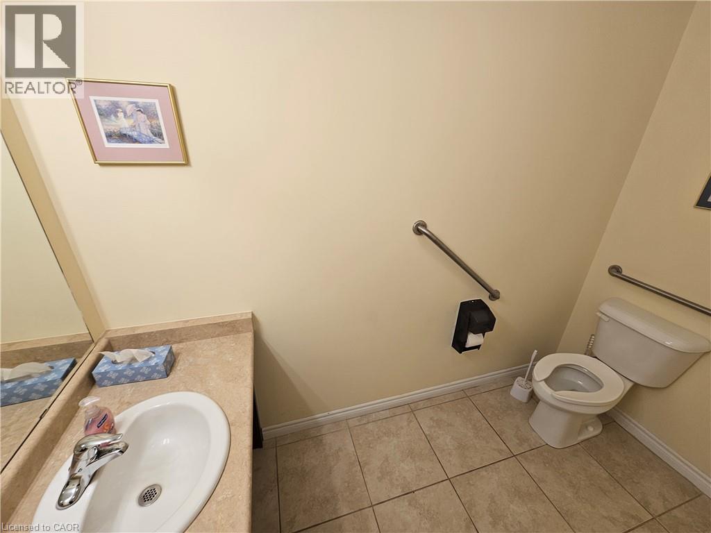 308 Watson Parkway N Unit# 102, Guelph, Ontario  N1E 0G7 - Photo 34 - 40809663