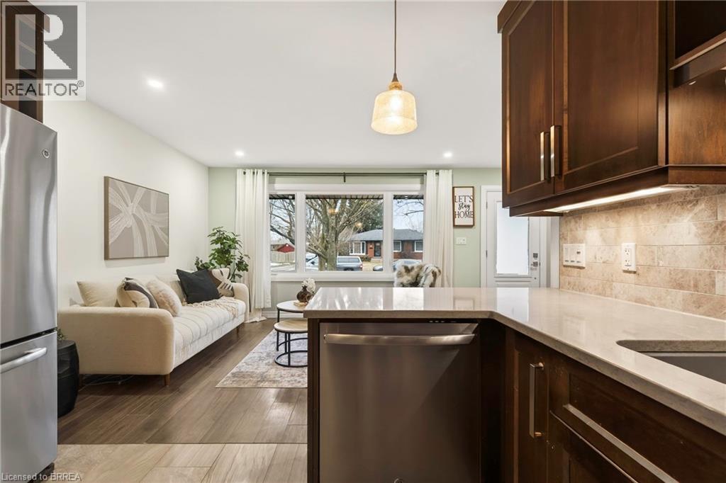 43 Blueridge Crescent, Brantford, Ontario  N3R 5E6 - Photo 11 - 40798574