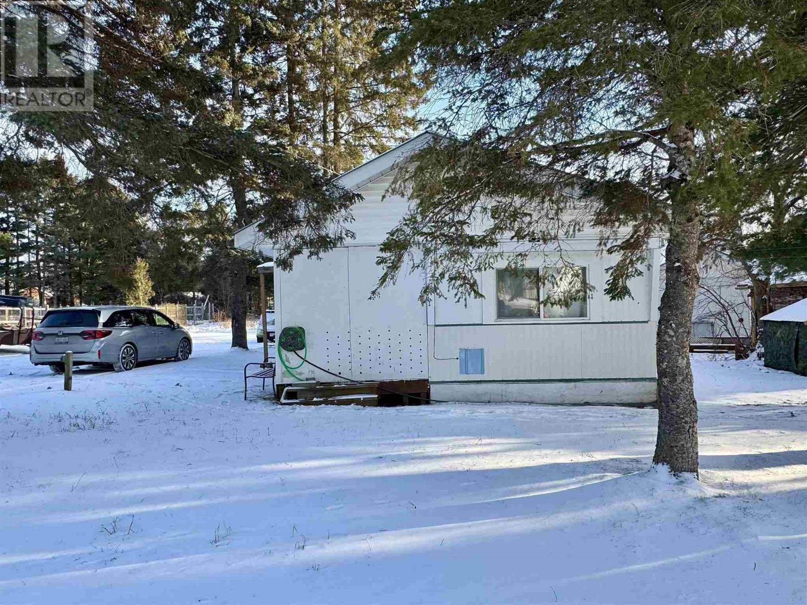 18 Fish Hatchery Rd, Sault Ste. Marie, Ontario  P6A 6J8 - Photo 3 - SM260423