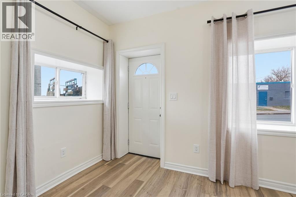 237 Queen Street N Unit# Bachelor, Hamilton, Ontario  L8R 2W2 - Photo 7 - 40809005