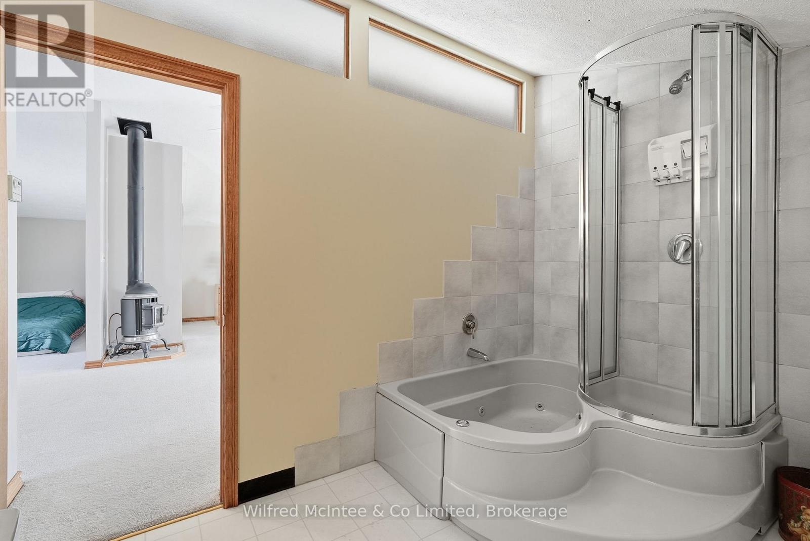 1773 Bruce Road 10, Arran-Elderslie, Ontario  N0G 1L0 - Photo 27 - X12853964