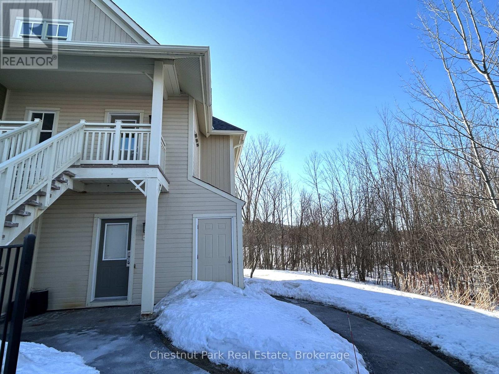 135 - 130 Fairway Court, Blue Mountains, Ontario  L9Y 0P8 - Photo 4 - X12854004