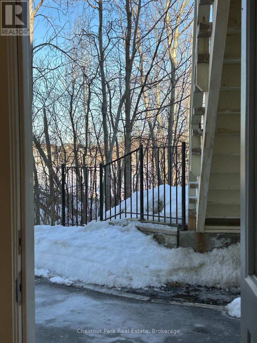 135 - 130 Fairway Court, Blue Mountains, Ontario  L9Y 0P8 - Photo 48 - X12854004