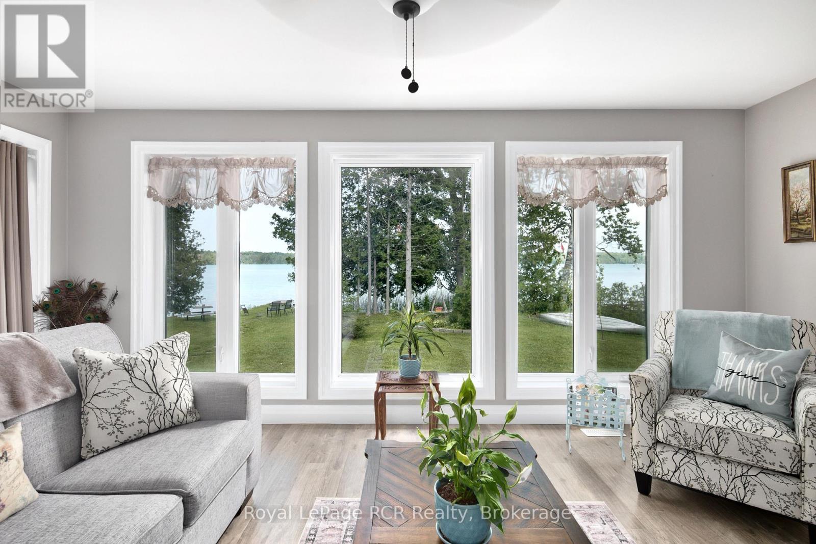 121 Brown's Lane, Georgian Bluffs, Ontario  N0H 2K0 - Photo 23 - X12854018