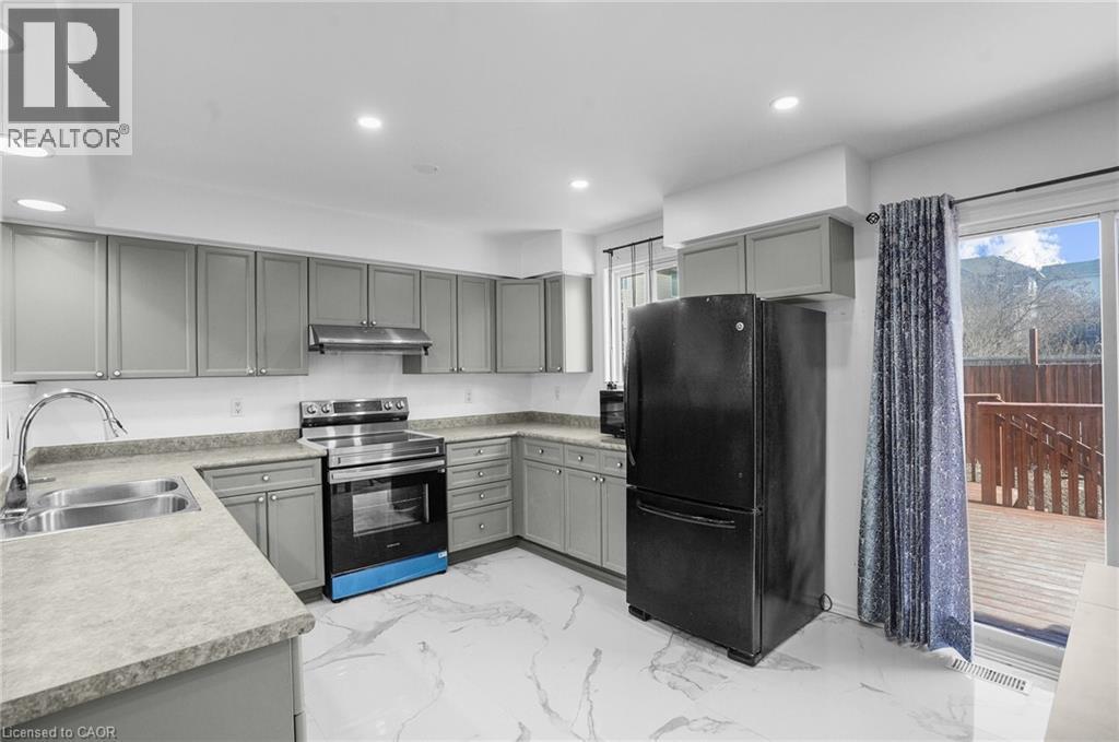 8 Bradley Lane, Brantford, Ontario  N3T 6R5 - Photo 9 - 40810036