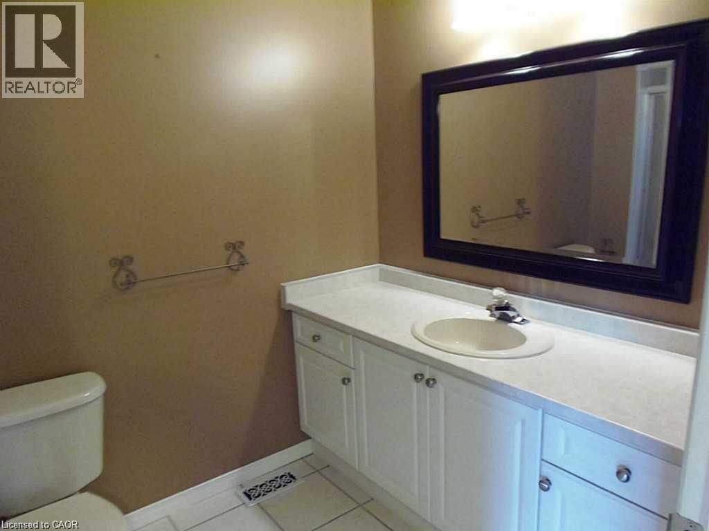 1020 Green Mountain Road E, Stoney Creek, Ontario  L8J 3B1 - Photo 12 - 40810135