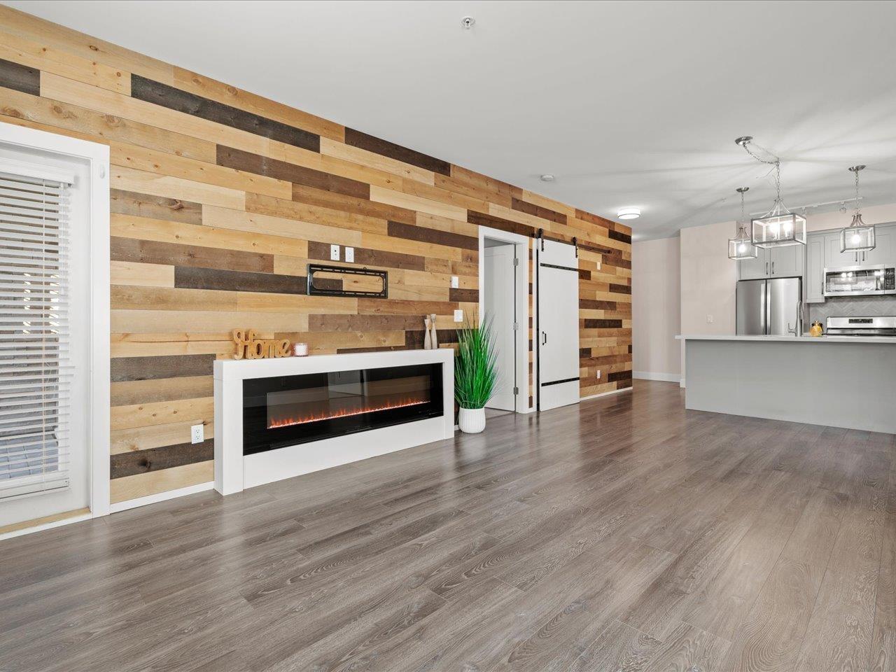 101 14605 Mcdougall Drive, Surrey, British Columbia  V4P 0G7 - Photo 6 - R3096808