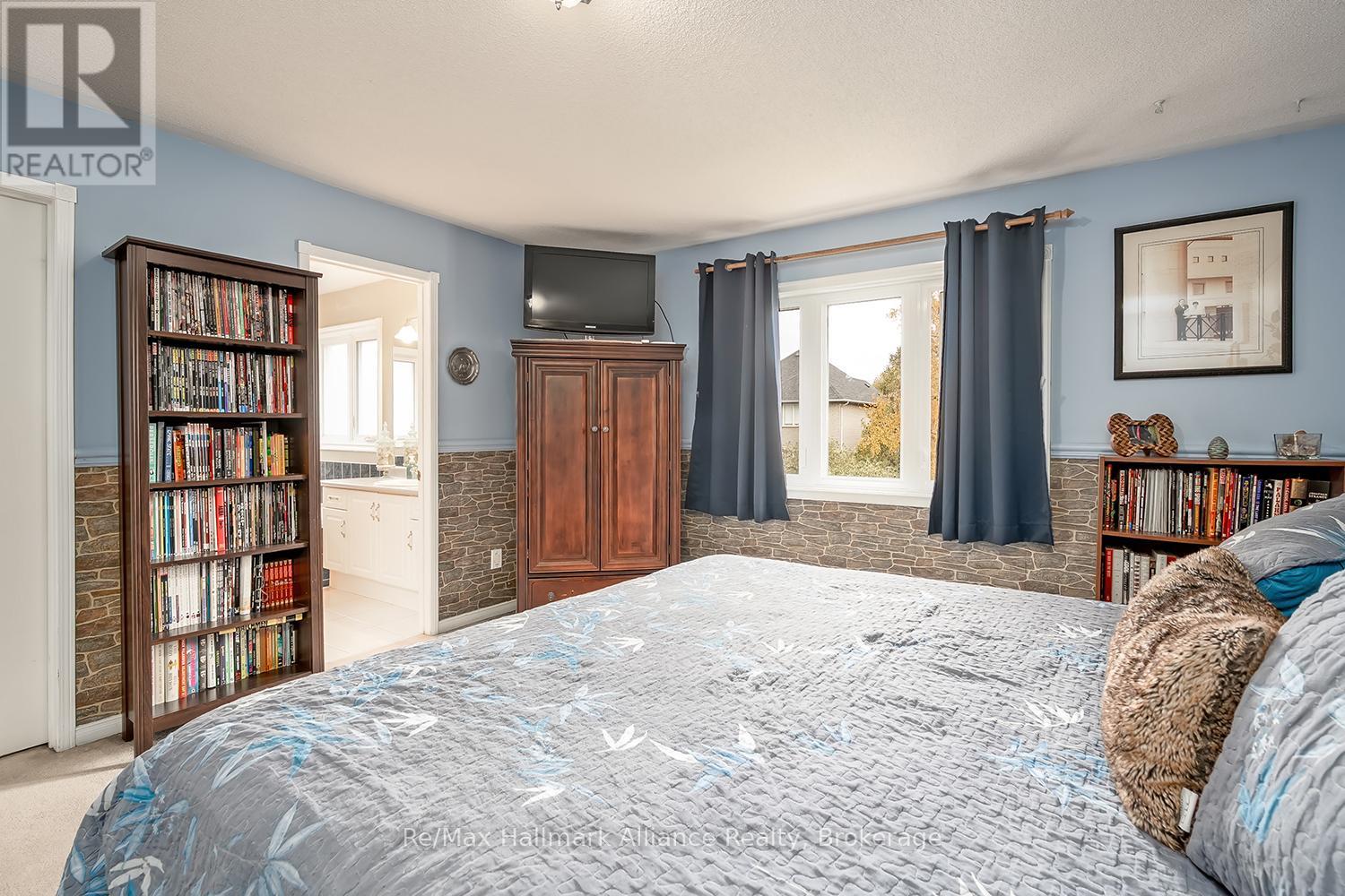 2411 East Gate Crescent, Oakville, Ontario  L6H 6L1 - Photo 22 - W12854198