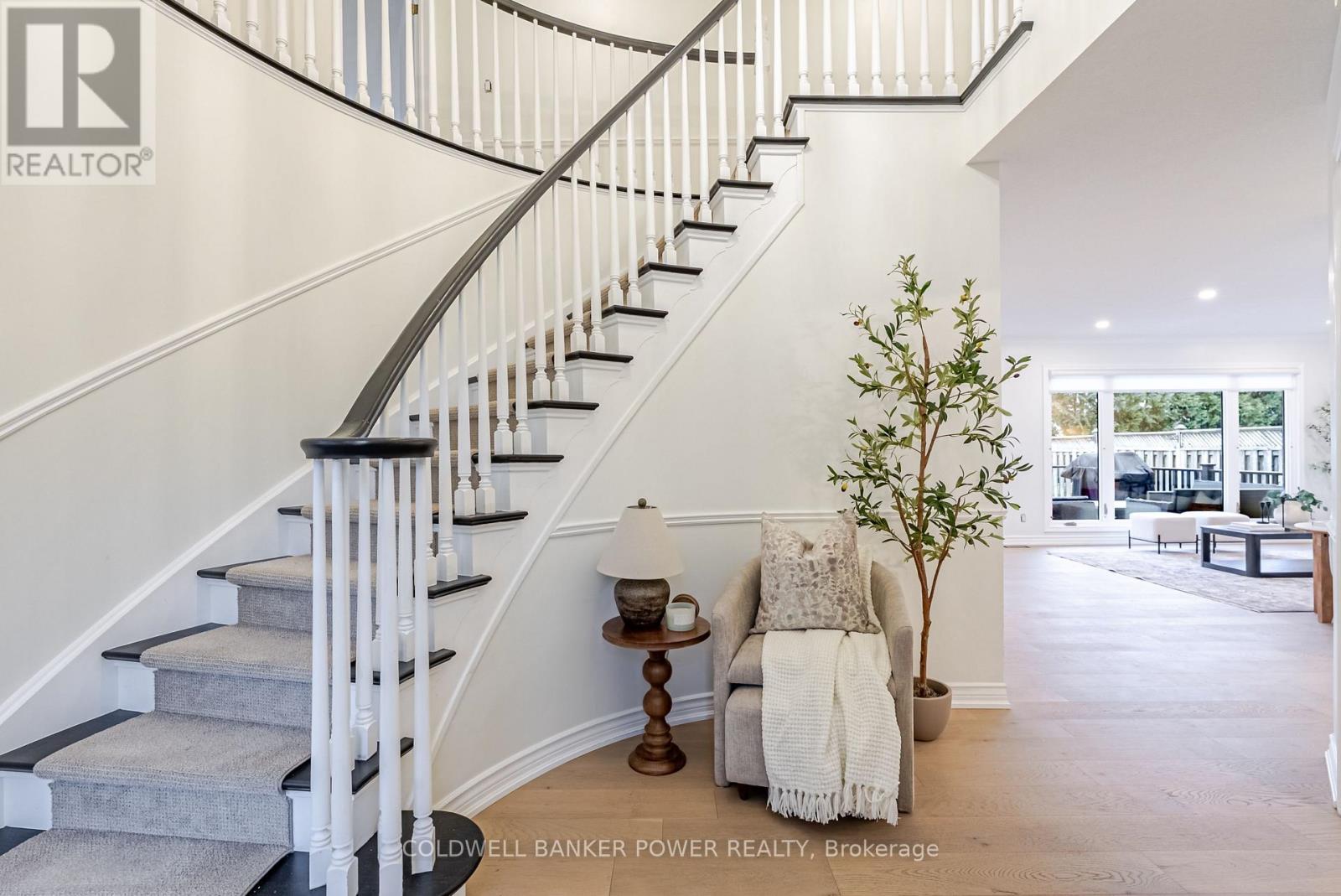 333 Sunnyside Crescent, London North (North G), Ontario  N5X 3N5 - Photo 5 - X12854126