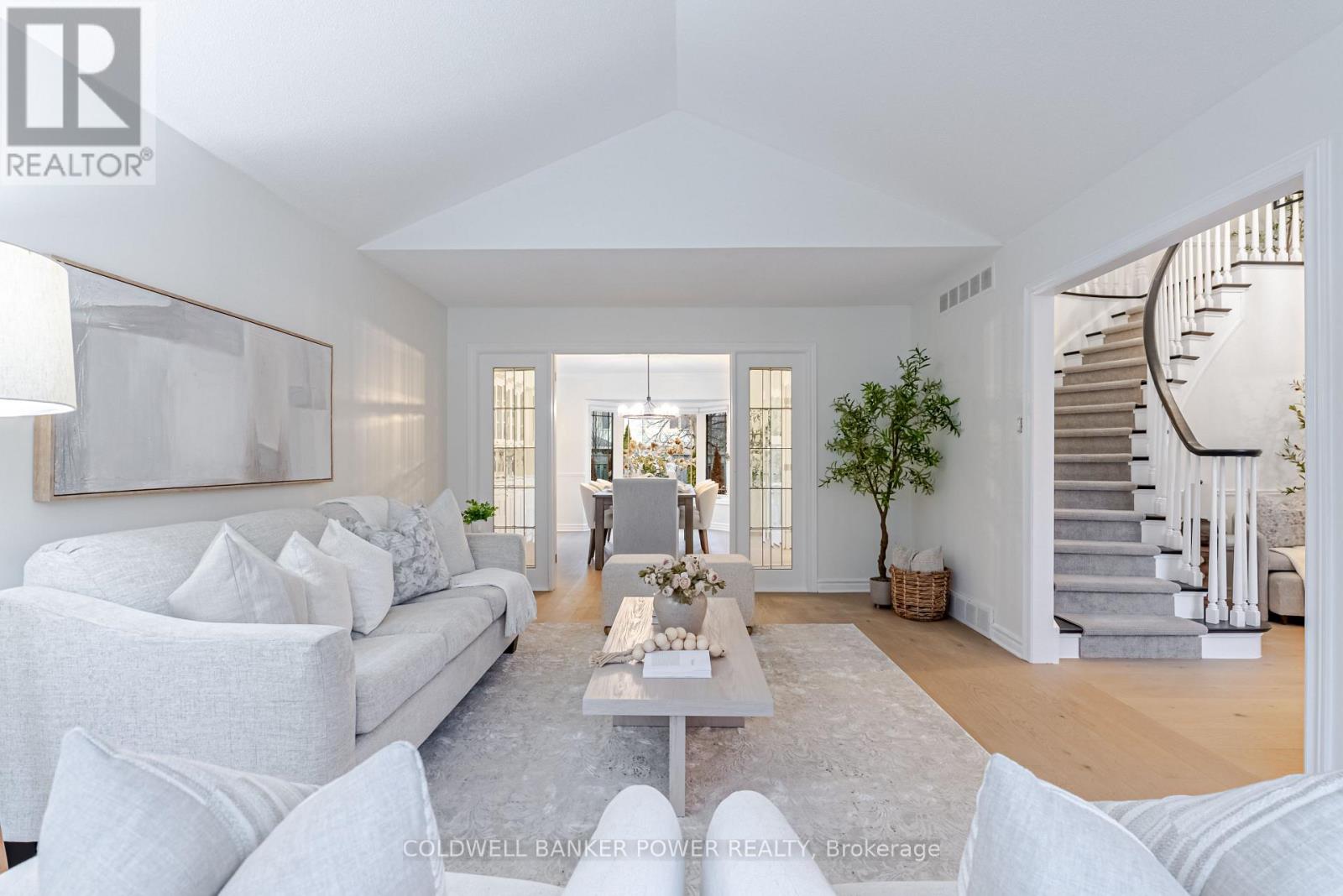 333 Sunnyside Crescent, London North (North G), Ontario  N5X 3N5 - Photo 8 - X12854126