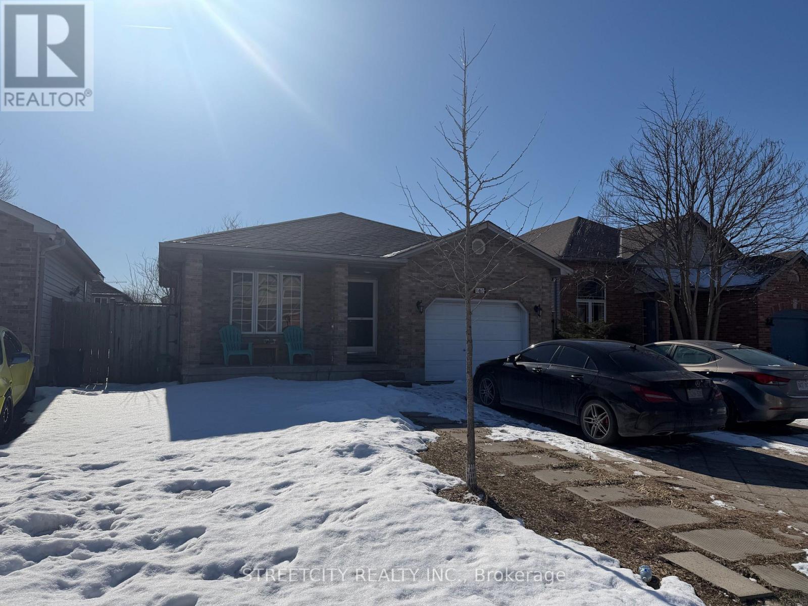 161 Thurman Circle, London East, Ontario  N5V 4Z1 - Photo 2 - X12854184