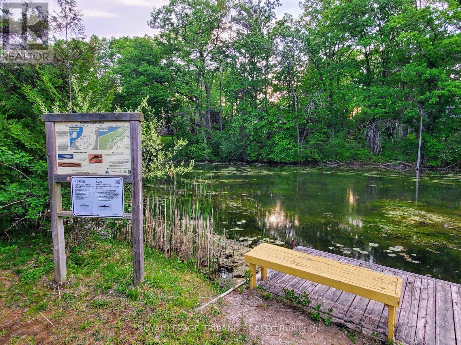10328 Pinetree Drive, Lambton Shores, Ontario  N0M 1T0 - Photo 22 - X12854244