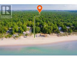 10328 PINETREE DRIVE, Lambton Shores, Ontario