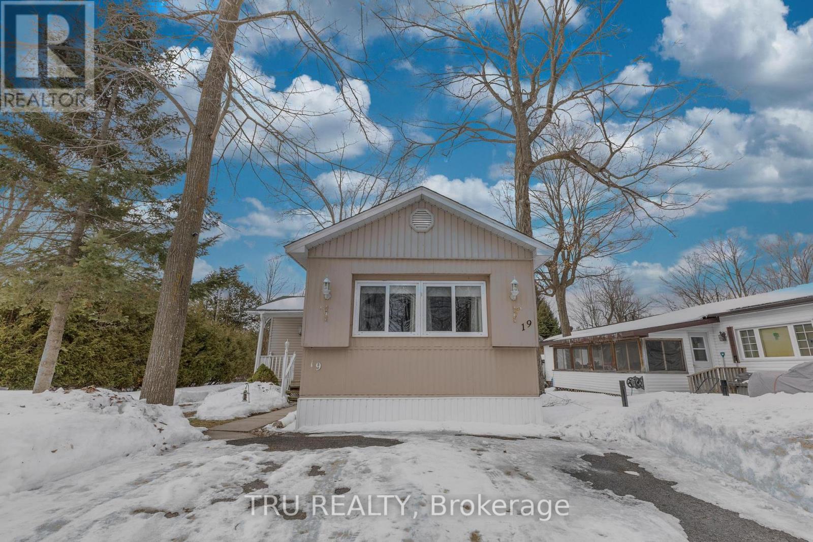19 MAPLEWOOD AVENUE, Beckwith, Ontario