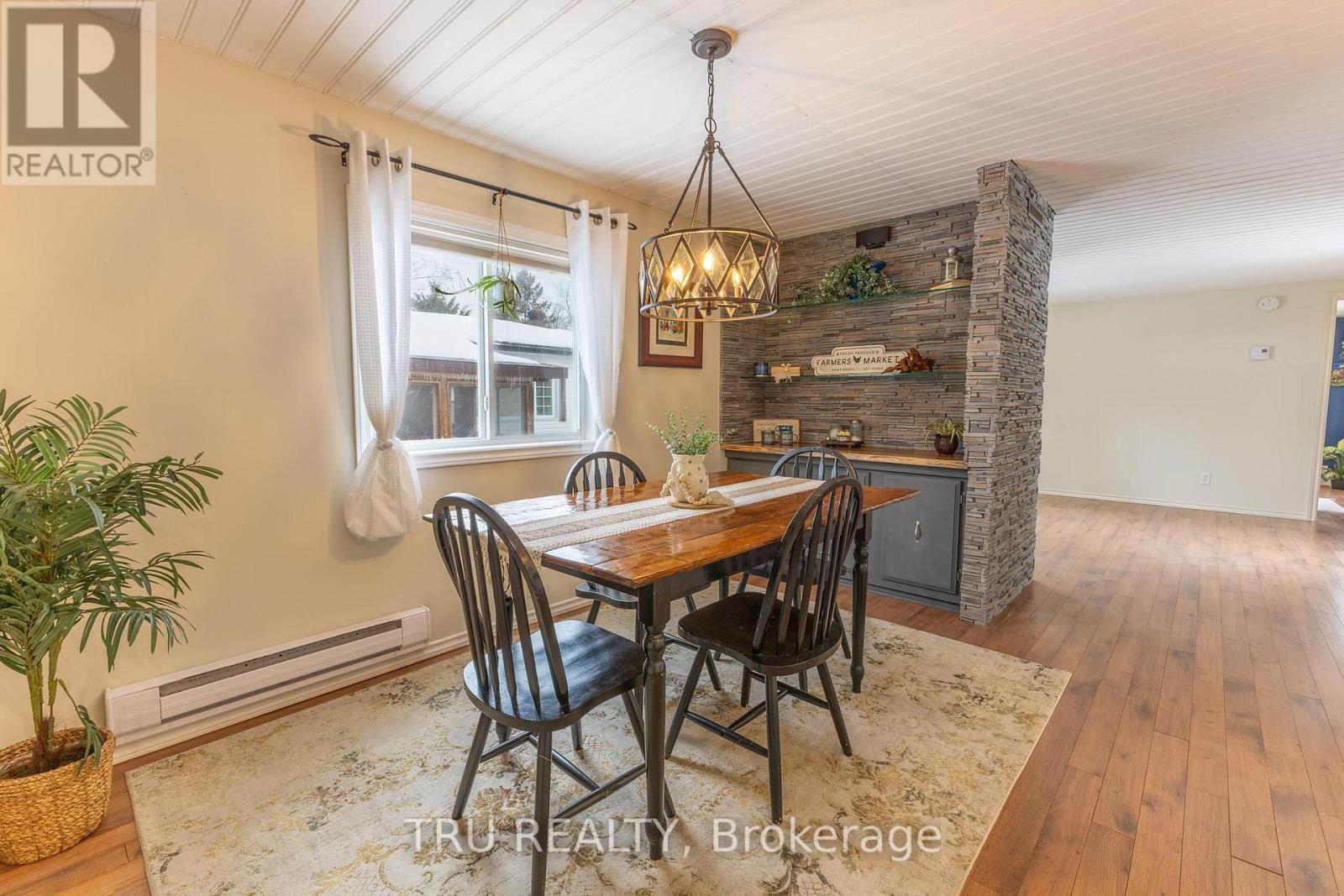 19 Maplewood Avenue, Beckwith, Ontario  K7C 3P1 - Photo 12 - X12853886