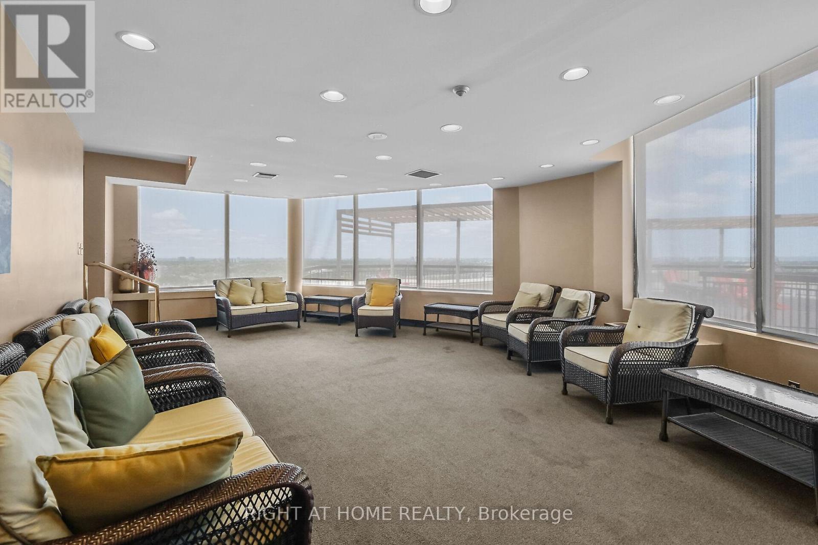 808 - 2759 Carousel Crescent, Ottawa, Ontario  K1T 2N5 - Photo 24 - X12853916