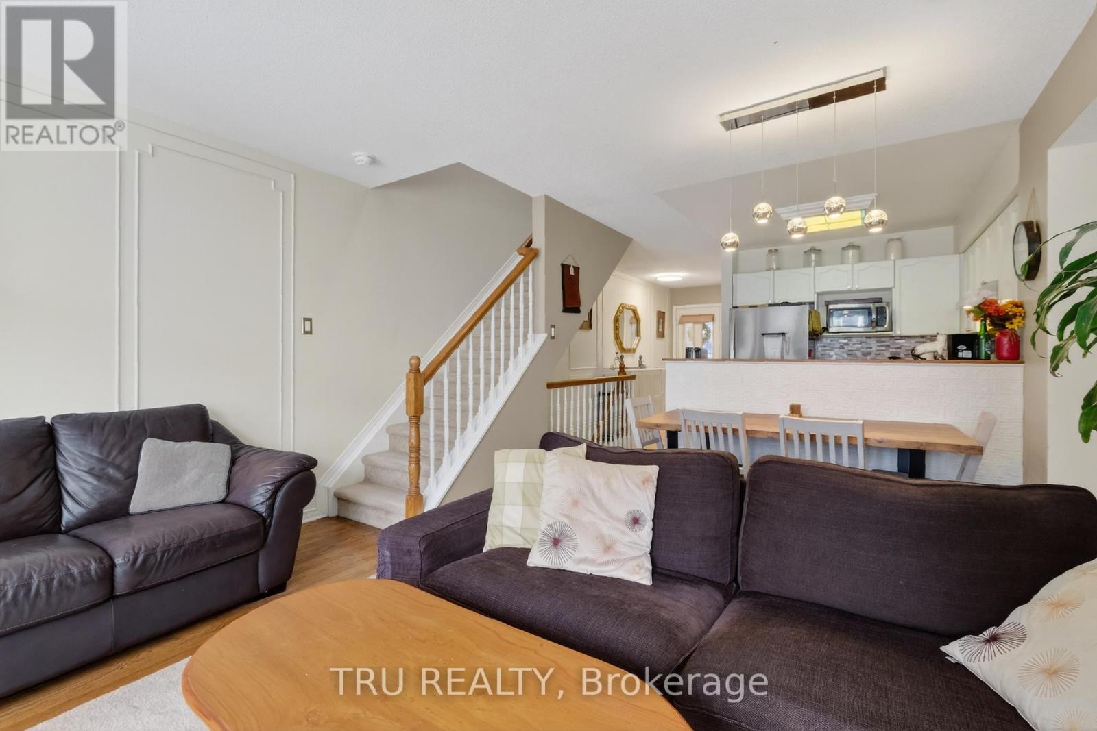 13 Celebration Street, Ottawa, Ontario  K2C 4A6 - Photo 9 - X12853938