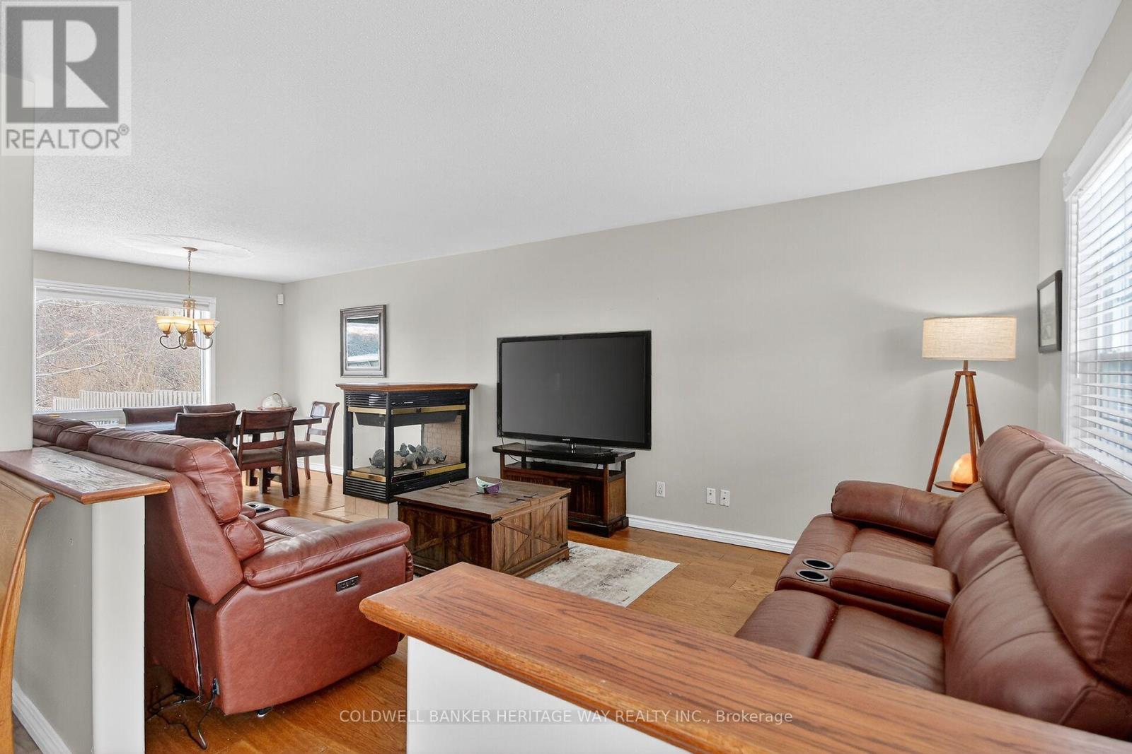 499 Joseph Street, Carleton Place, Ontario  K7C 3V1 - Photo 5 - X12853970