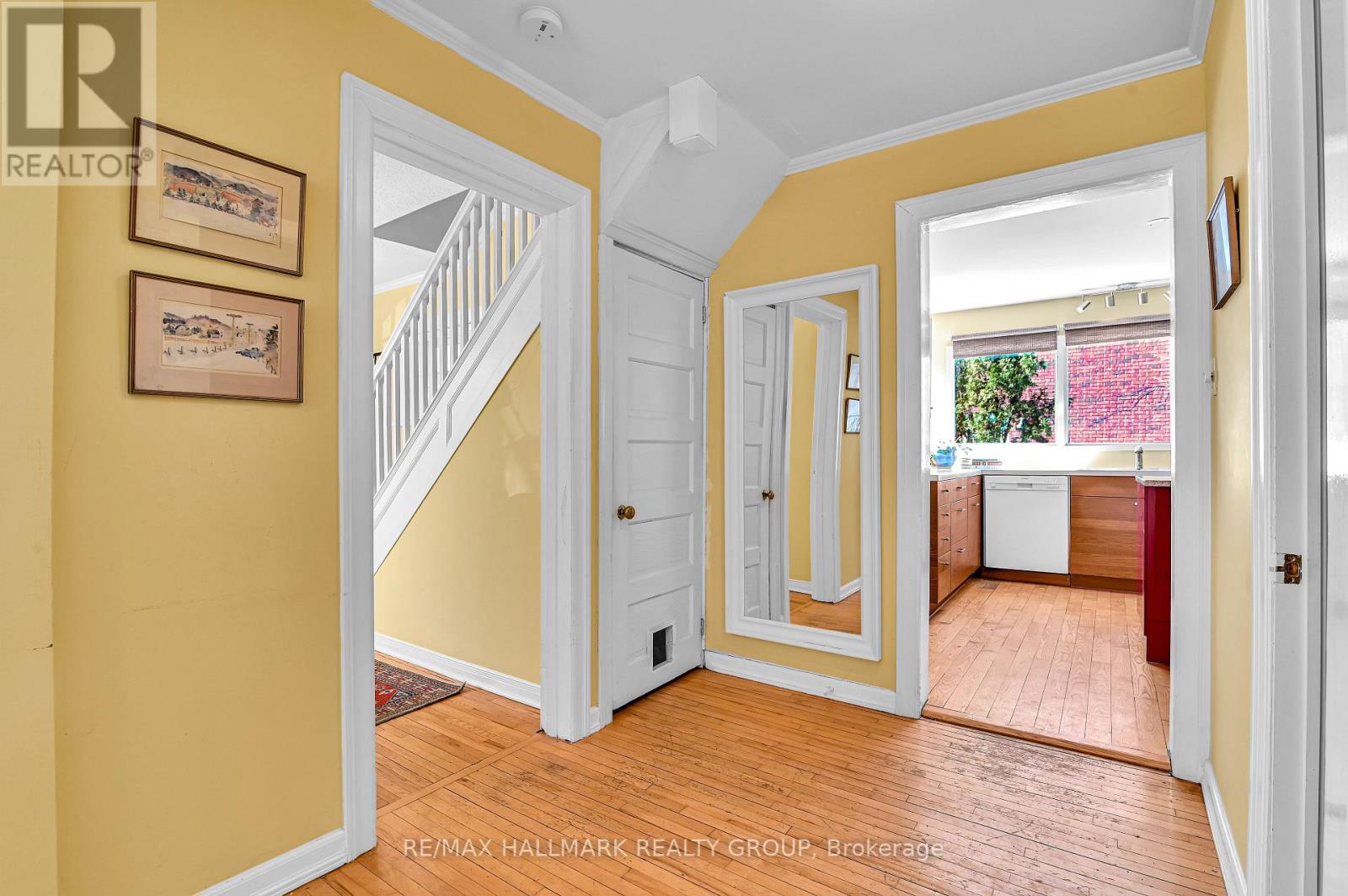 9 Rock Avenue, Ottawa, Ontario  K1M 1A5 - Photo 10 - X12854060