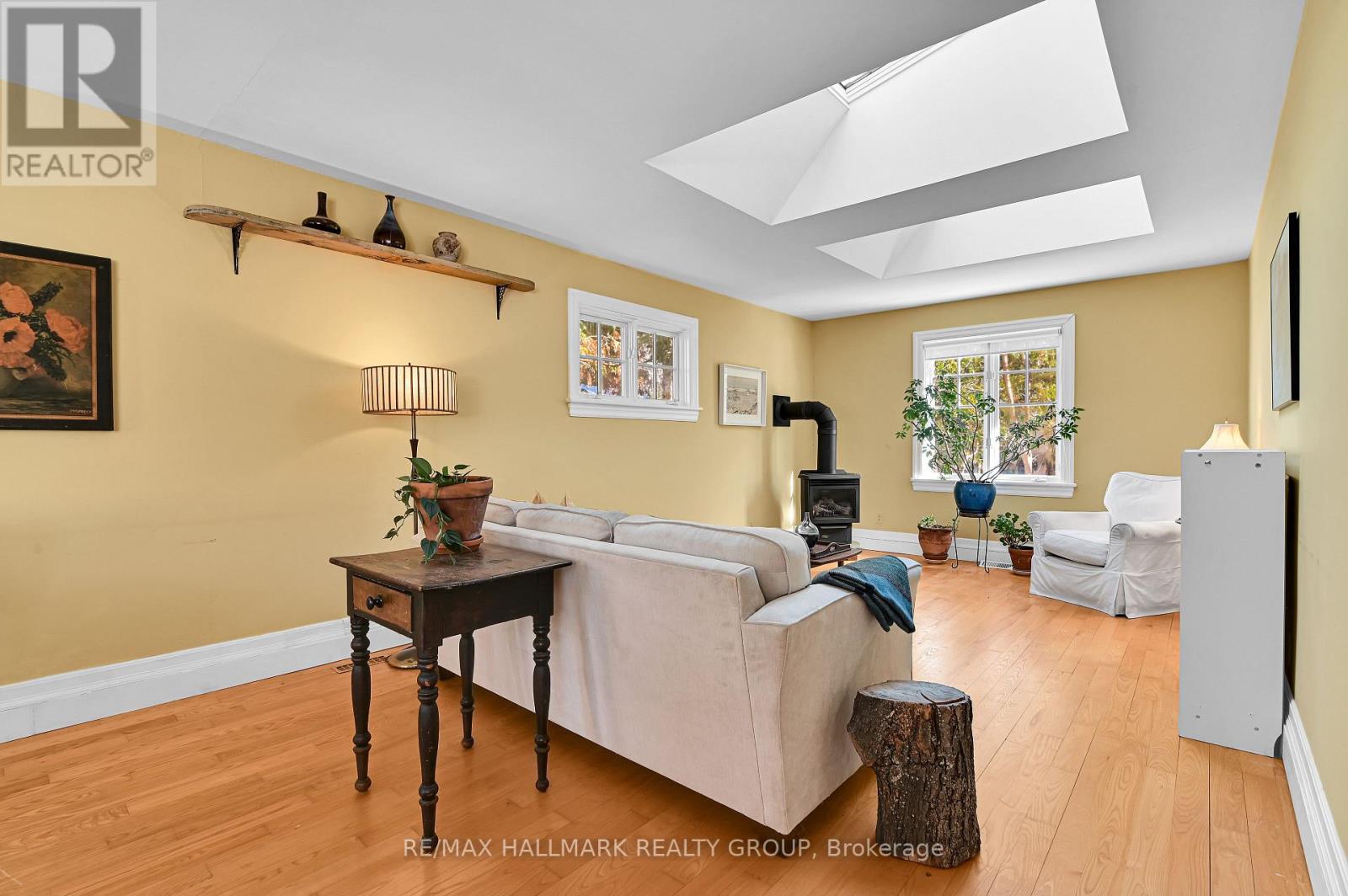 9 Rock Avenue, Ottawa, Ontario  K1M 1A5 - Photo 18 - X12854060