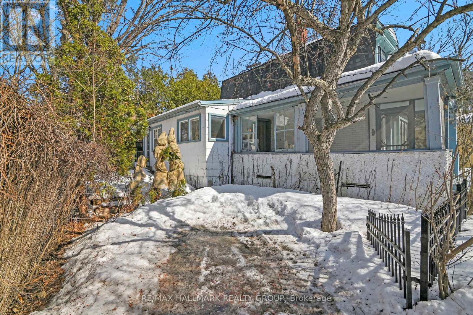 9 Rock Avenue, Ottawa, Ontario  K1M 1A5 - Photo 29 - X12854060