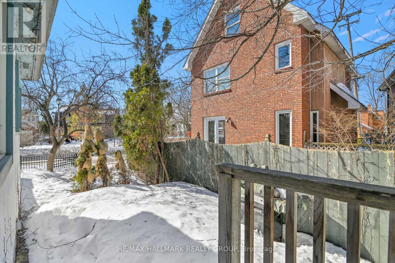 9 Rock Avenue, Ottawa, Ontario  K1M 1A5 - Photo 30 - X12854060