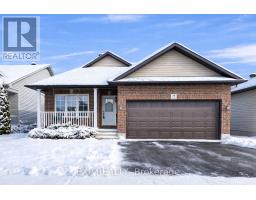 141 SADLER DRIVE, Mississippi Mills, Ontario