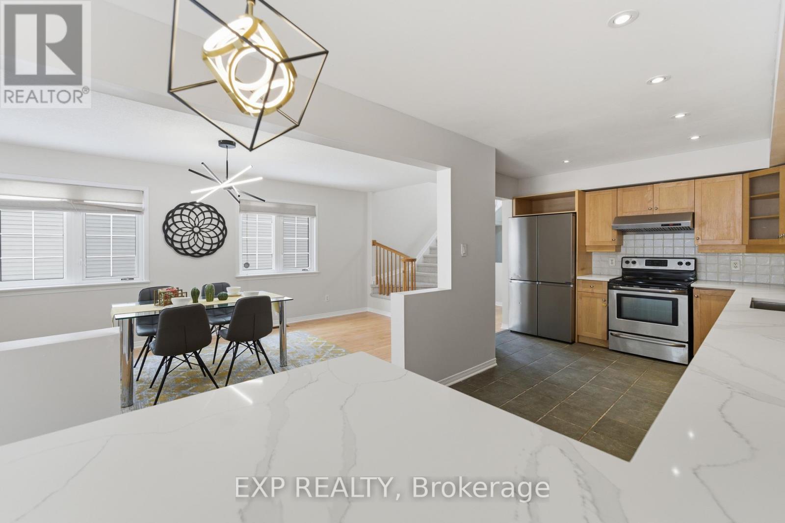 30 Fieldberry Private, Ottawa, Ontario  K2J 5E8 - Photo 12 - X12854218