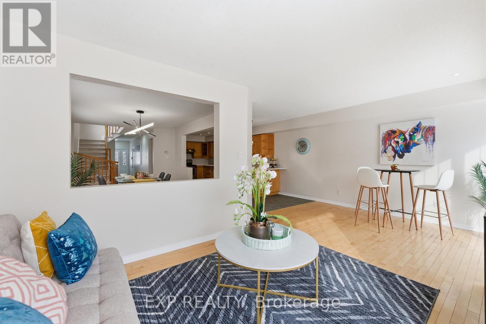 30 Fieldberry Private, Ottawa, Ontario  K2J 5E8 - Photo 8 - X12854218