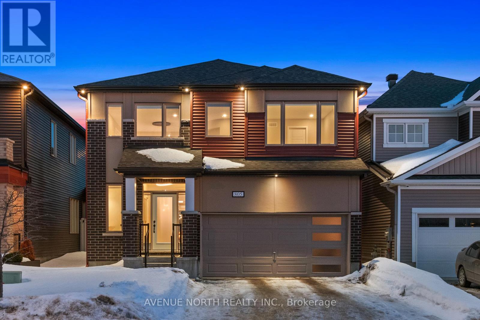 805 HENSLOWS CIRCLE, Ottawa, Ontario