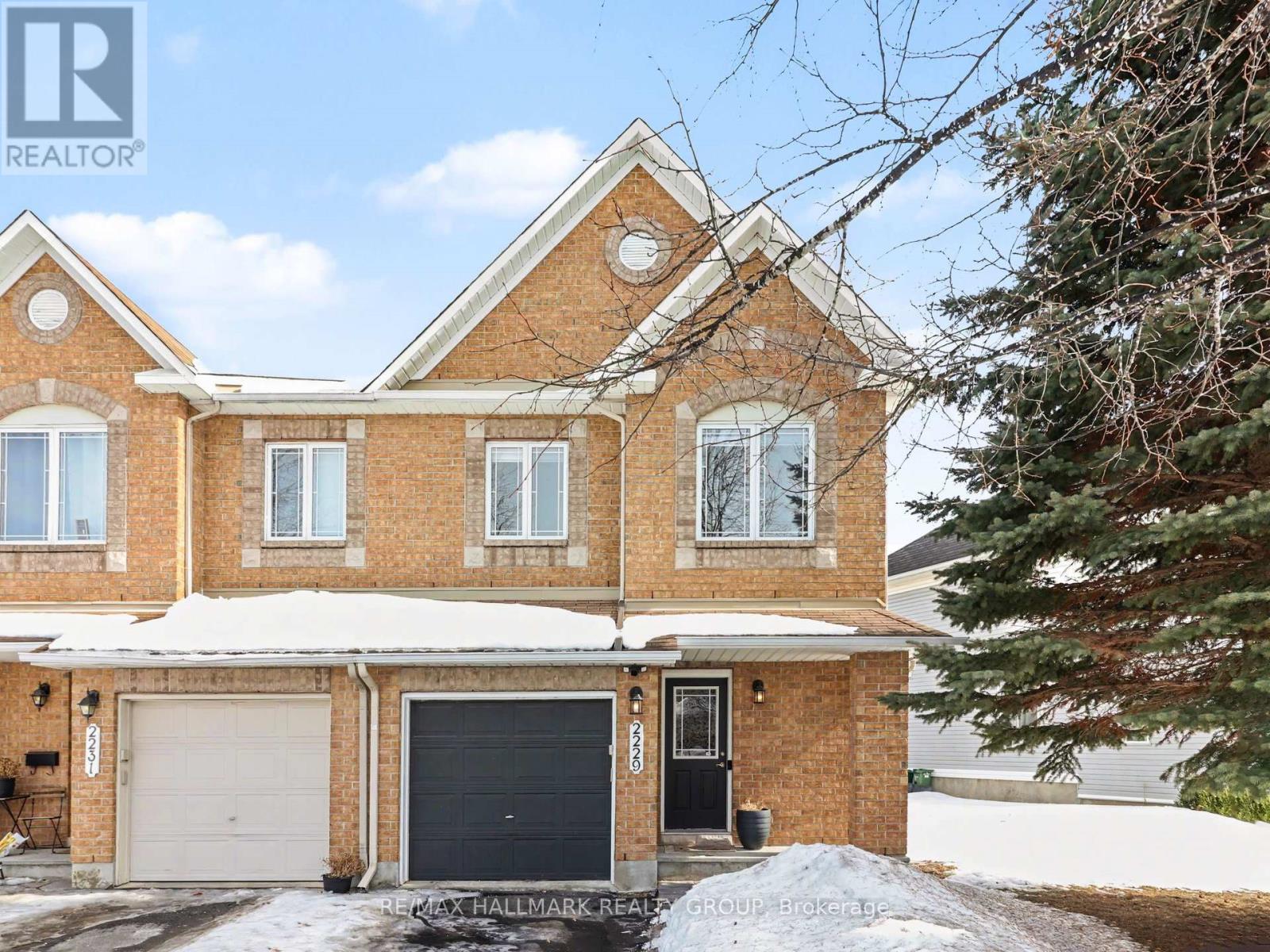 2229 BROCKSTONE CRESCENT, Ottawa, Ontario