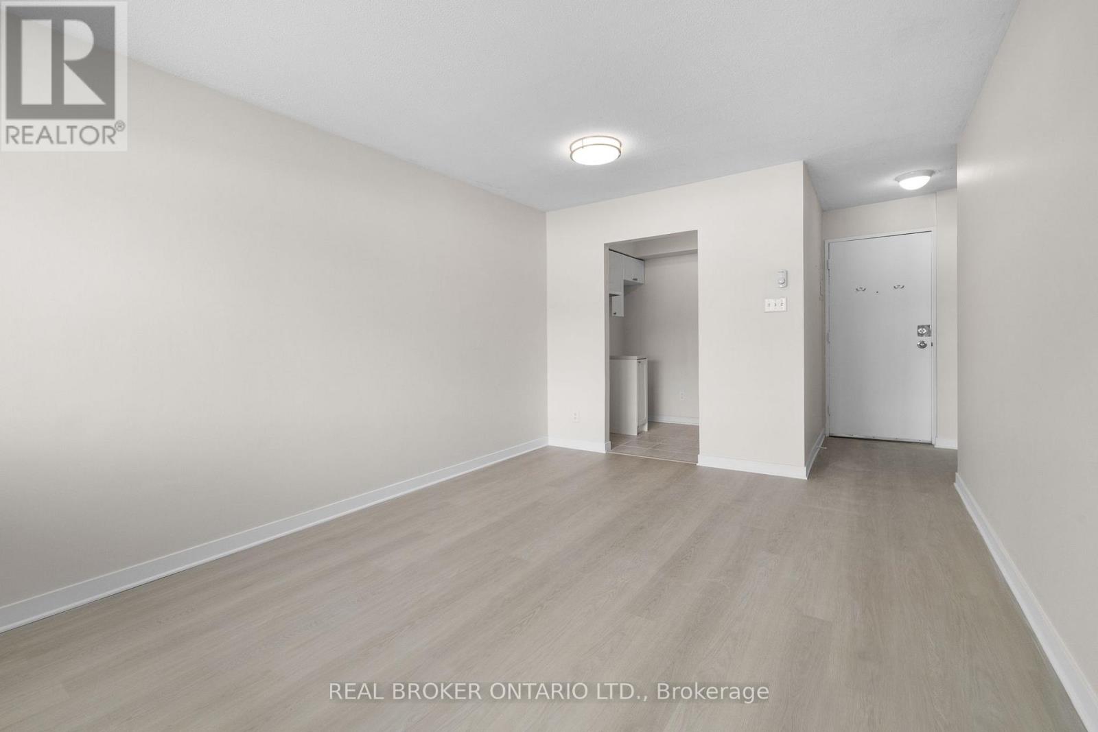 103c - 2041 Arrowsmith Drive, Ottawa, Ontario  K1J 7V7 - Photo 11 - X12854286