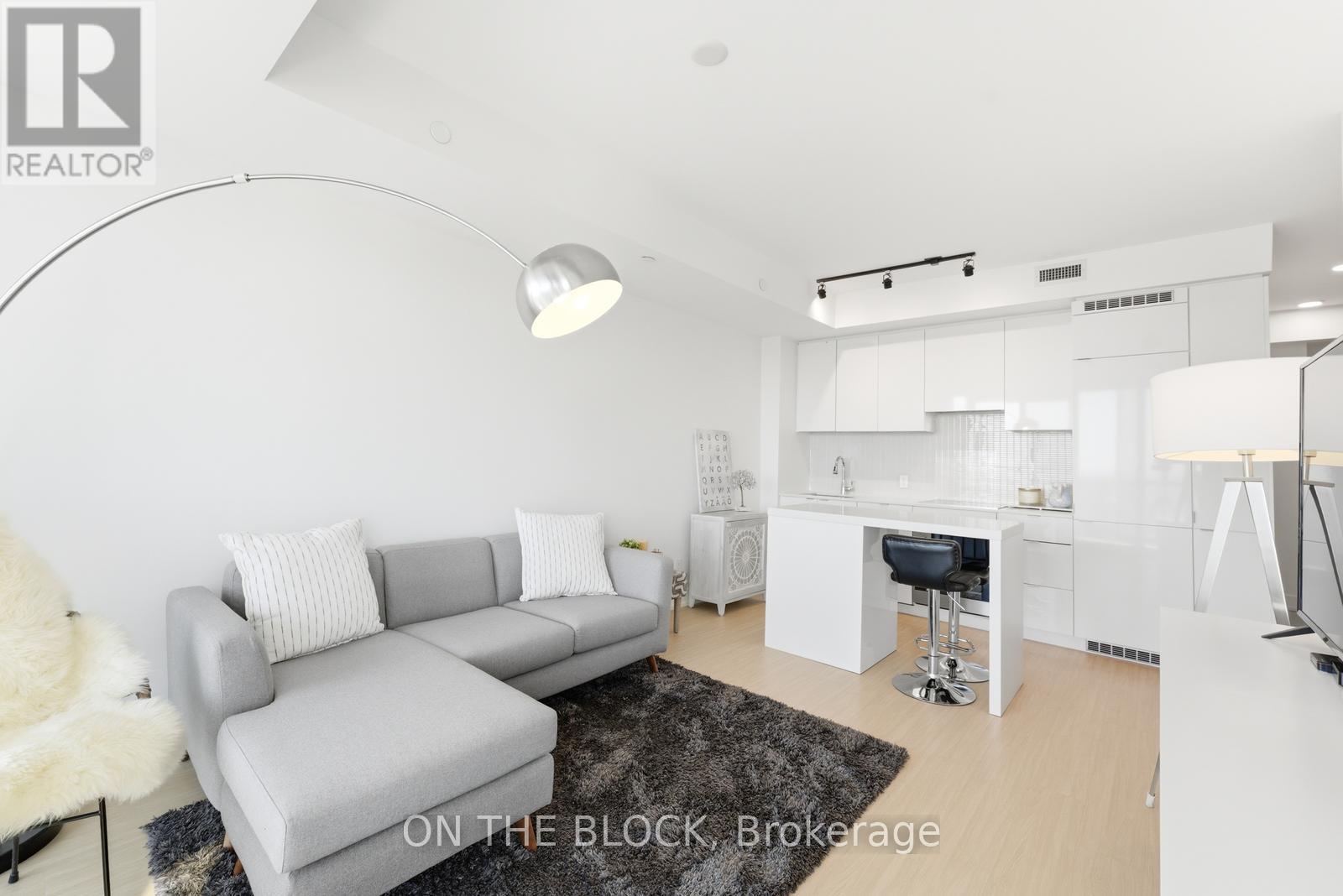 5309 - 7 Grenville Street, Toronto, Ontario  M4Y 0E9 - Photo 9 - C12853338