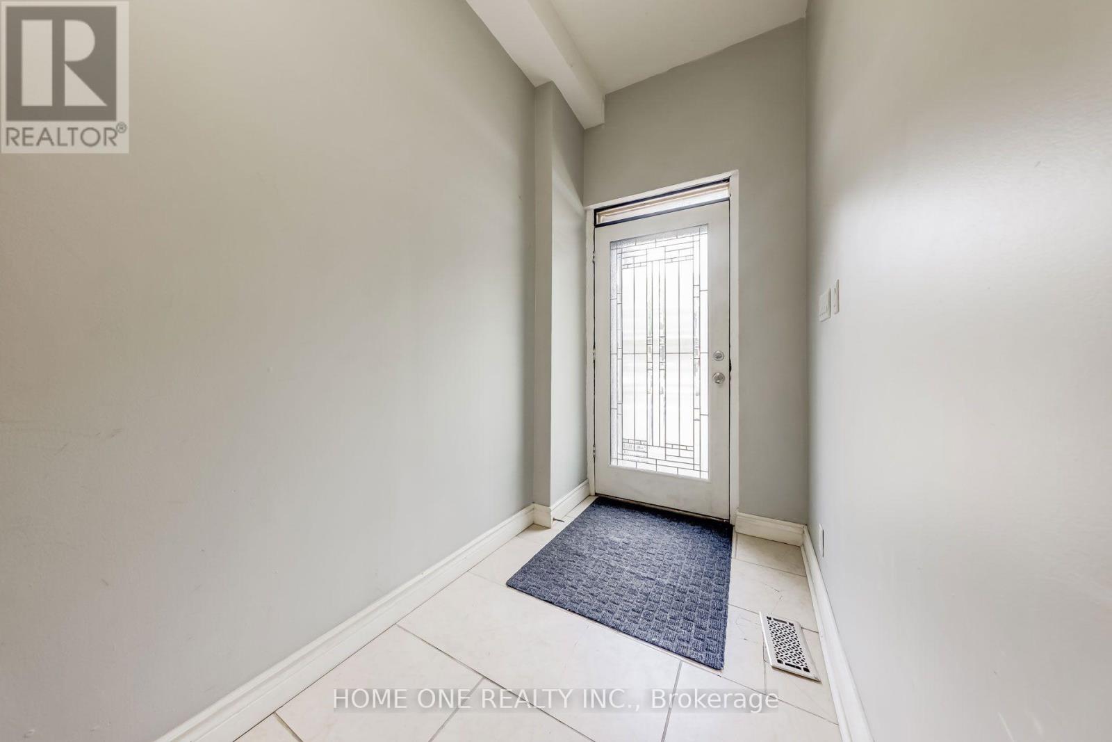 13 Simpson Avenue, Toronto, Ontario  M4K 1A1 - Photo 2 - E12853236