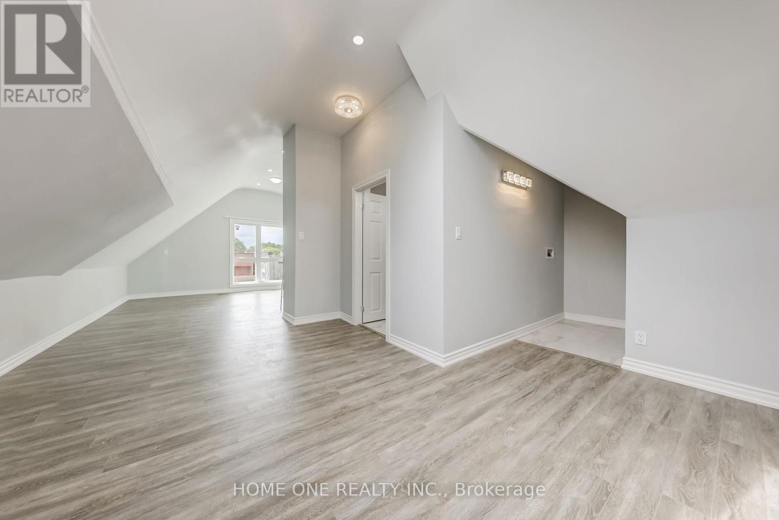 13 Simpson Avenue, Toronto, Ontario  M4K 1A1 - Photo 17 - E12853236