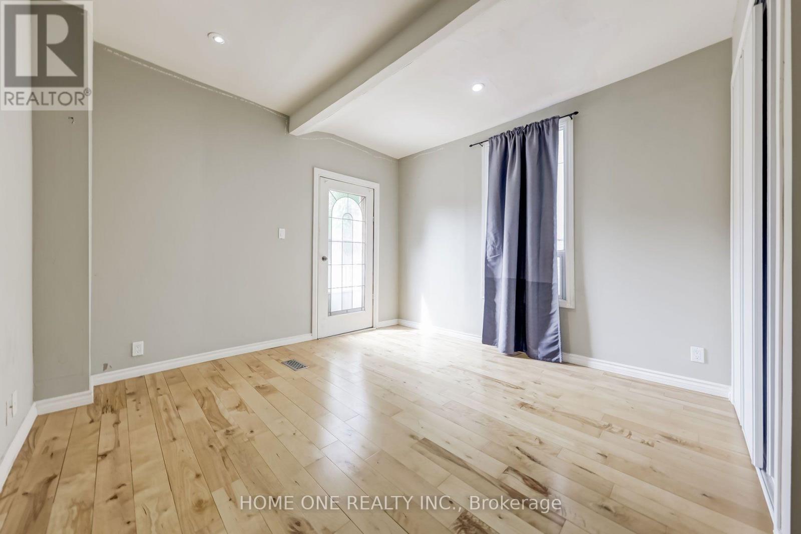 13 Simpson Avenue, Toronto, Ontario  M4K 1A1 - Photo 5 - E12853236